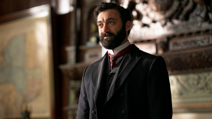 Morgan Spector Plays Robert Langdon for Netflix